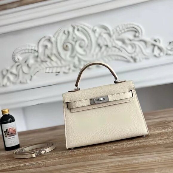 HERMES Kelly 28 Handbag for Women (Milkshake White) - Picture 1 of 8